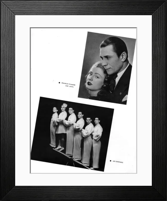 Framed Print : Performers from the dinner show Plaisirs de Paris