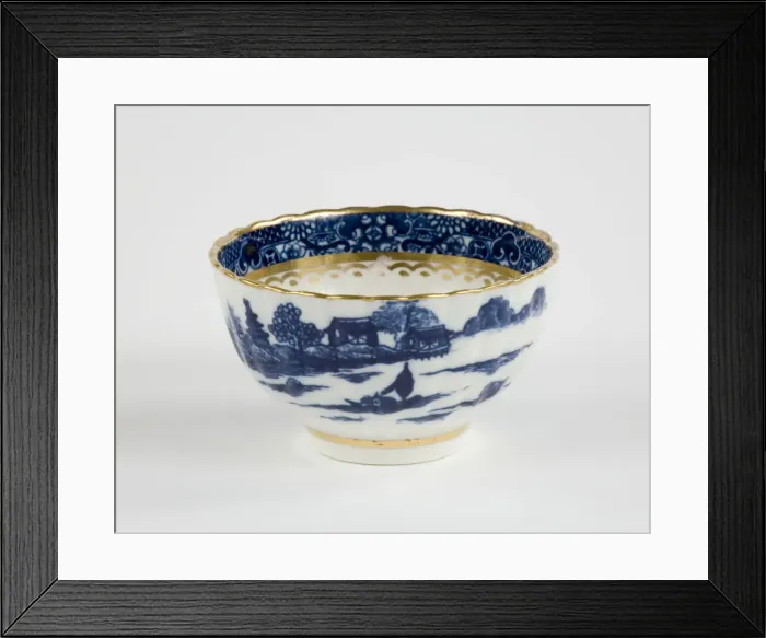Framed Print : Tea bowl made from porcelain, transfer-printed in underglaze blue with Framed Print : Tea bowl made from porcelain, transfer-printed in underglaze blue with