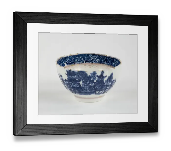 Framed Print : Tea bowl made from porcelain, transfer-printed in underglaze blue with Framed Print : Tea bowl made from porcelain, transfer-printed in underglaze blue with