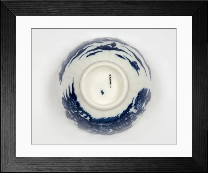 Framed Print : Tea bowl made from porcelain, transfer-printed in underglaze blue with Framed Print : Tea bowl made from porcelain, transfer-printed in underglaze blue with