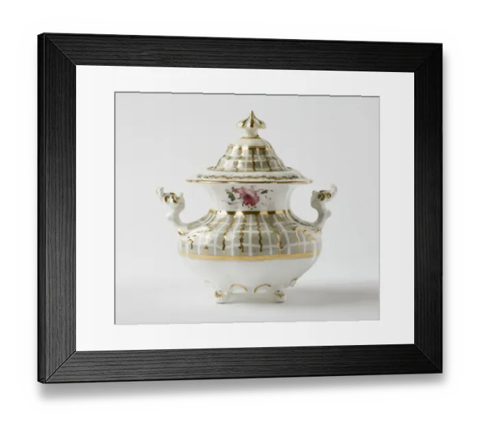 Framed Print : Sugar pot. Glazed porcelain sugar pot from a tea service Framed Print : Sugar pot. Glazed porcelain sugar pot from a tea service