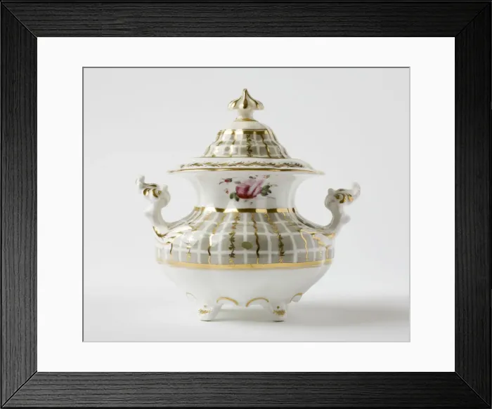 Framed Print : Sugar pot. Glazed porcelain sugar pot from a tea service Framed Print : Sugar pot. Glazed porcelain sugar pot from a tea service