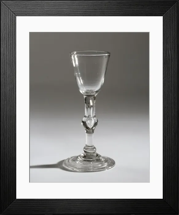 Framed Print : Wine glass Framed Print : Wine glass