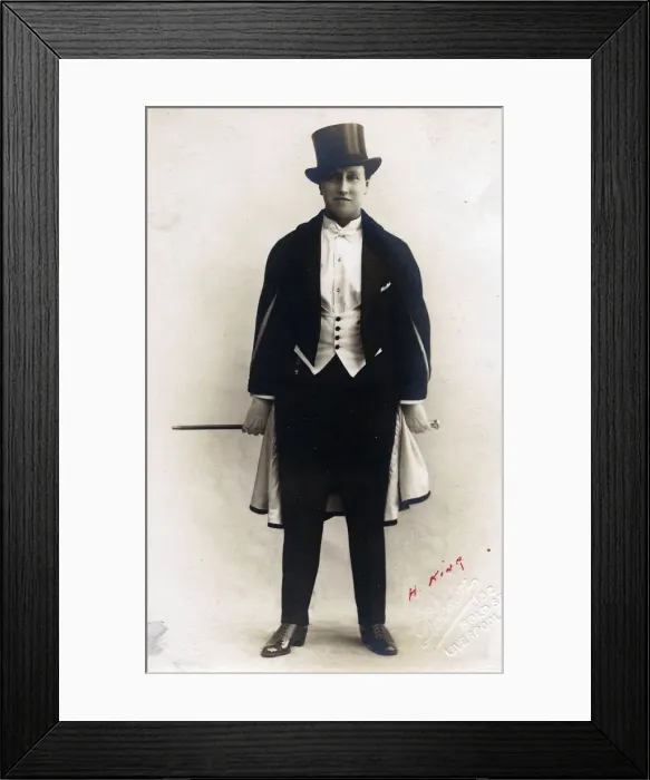 Framed Print : Hetty King music hall male impersonator 1883-1972 Framed Print : Hetty King music hall male impersonator 1883-1972