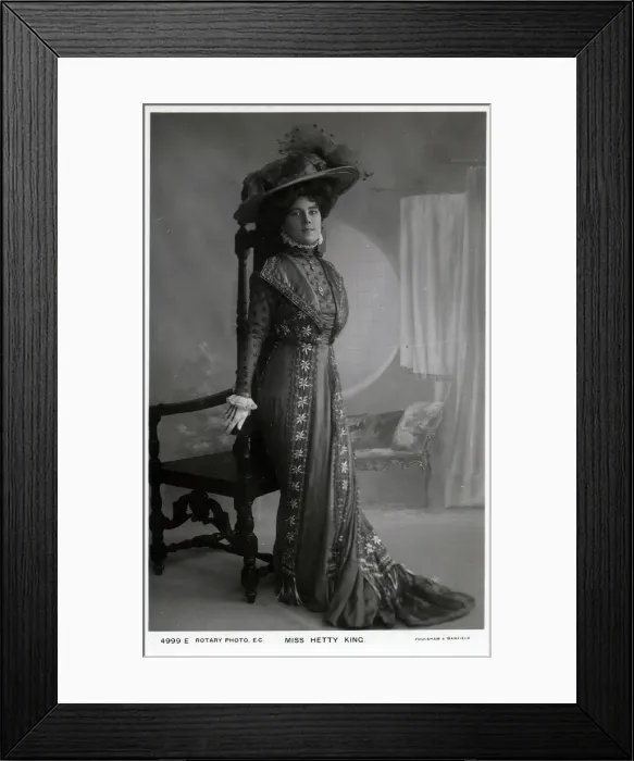 Framed Print : Hetty King music hall male impersonator 1883-1972 Framed Print : Hetty King music hall male impersonator 1883-1972