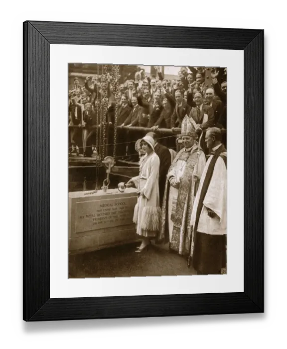 Framed Print : Duchess lays Foundation stone - Paddington Medical School Framed Print : Duchess lays Foundation stone - Paddington Medical School