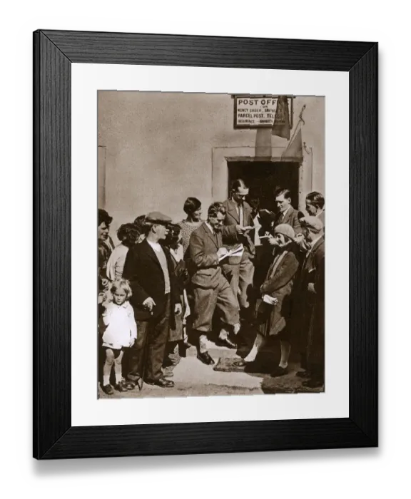Framed Print : Birth of Princess Margaret - Interested villagers of Glamis Framed Print : Birth of Princess Margaret - Interested villagers of Glamis