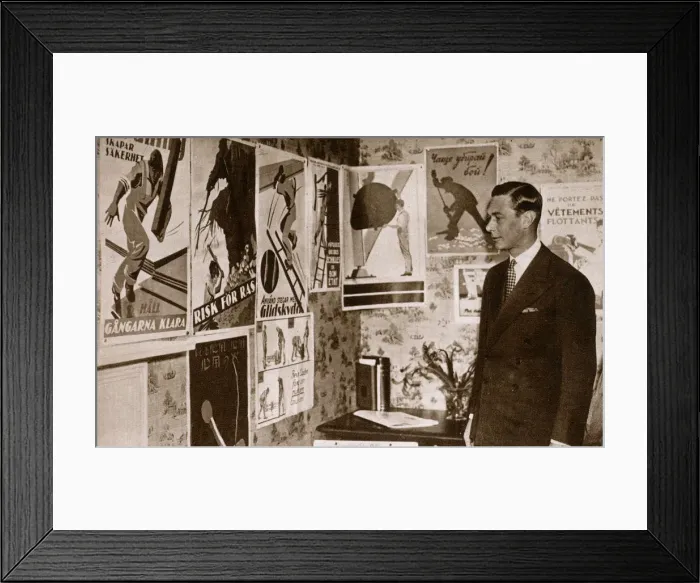 Framed Print : Duke of York examines International Safety First Posters Framed Print : Duke of York examines International Safety First Posters