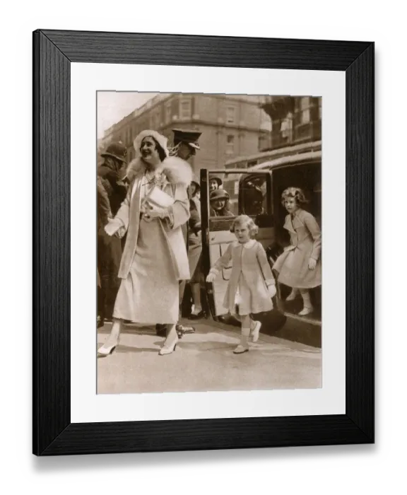 Framed Print : Duchess of York arriving with her daughters - Olympia Framed Print : Duchess of York arriving with her daughters - Olympia