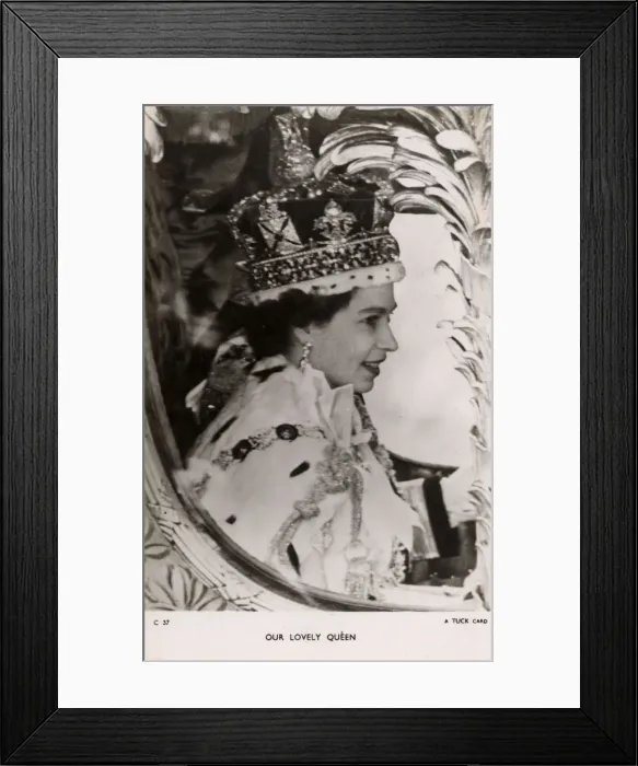 Framed Print : Queen Elizabeth II - Returning to the Palace - Coronation Framed Print : Queen Elizabeth II - Returning to the Palace - Coronation