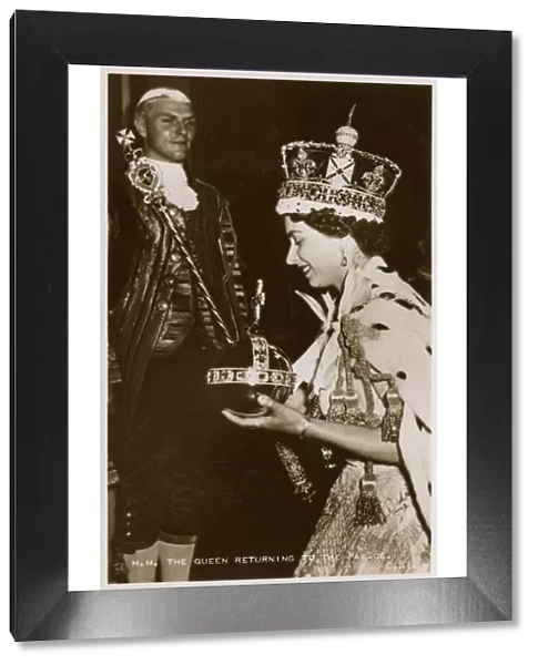 Queen Elizabeth II - Returning to the Palace - Coronation