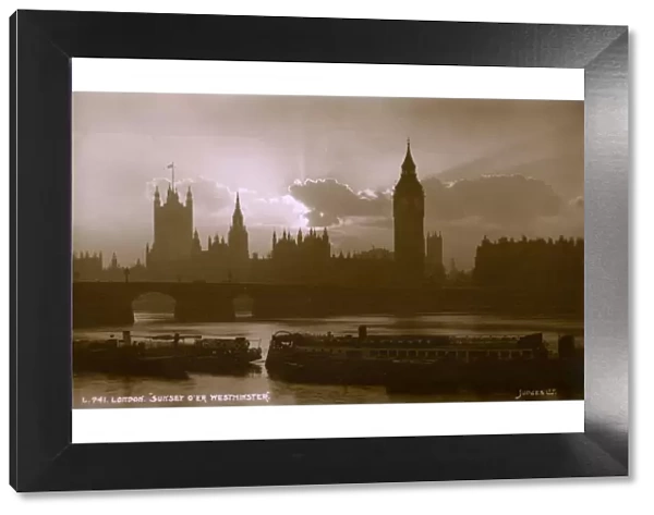 London - Sunset over the Palace of Westminster