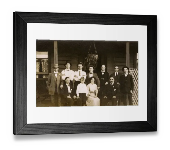 Framed Print : Australia - Large Family outside home at Kalgoorlie Framed Print : Australia - Large Family outside home at Kalgoorlie