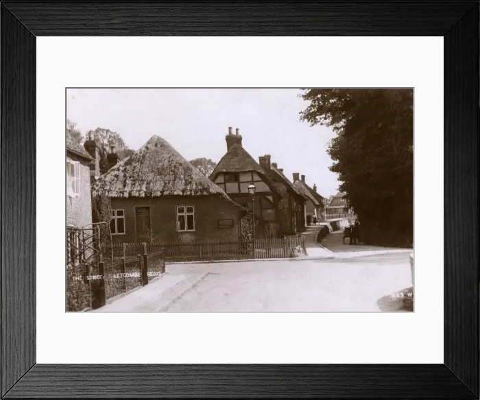 Framed Print : Letcombe Regis, Oxfordshire Framed Print : Letcombe Regis, Oxfordshire