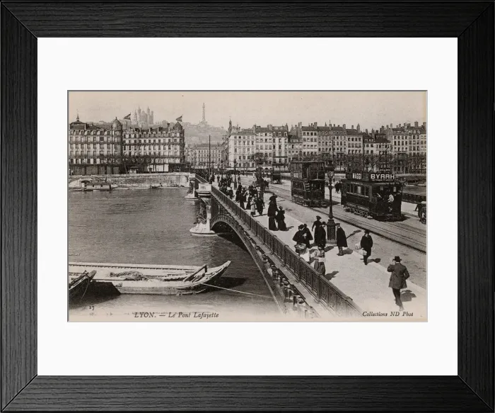 Framed Print : Lyon, France - Le Pont Lafayette Framed Print : Lyon, France - Le Pont Lafayette