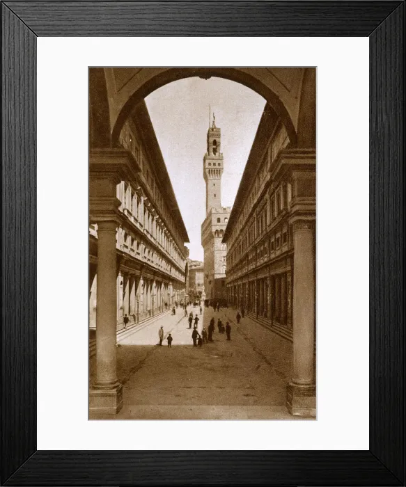 Framed Print : Florence, Tuscany, Italy - The Uffizi Gallery