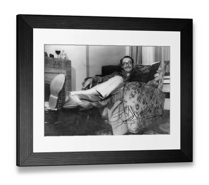 Framed Print : Gilbert Harding, English journalist - radio & tv personality Framed Print : Gilbert Harding, English journalist - radio & tv personality