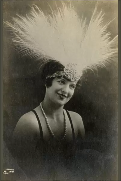 Fabulous Feather Headdress - 1920s Fashion