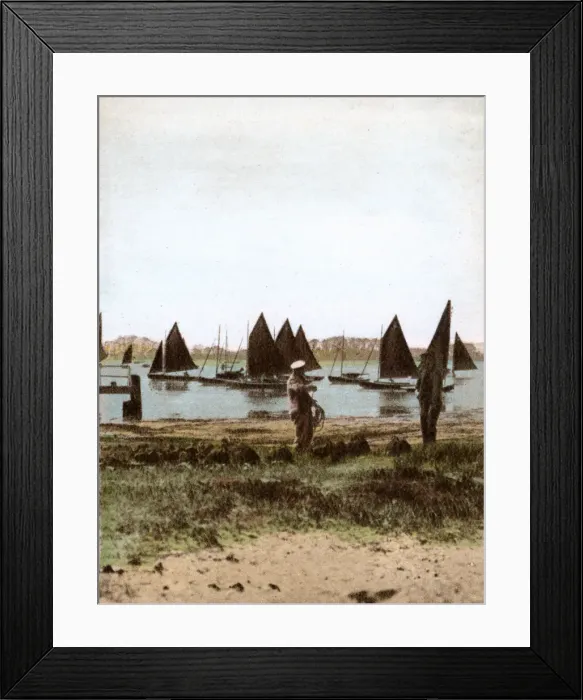 Framed Print : Bembridge, Isle of Wight, Hampshire - Redwing Boats Framed Print : Bembridge, Isle of Wight, Hampshire - Redwing Boats