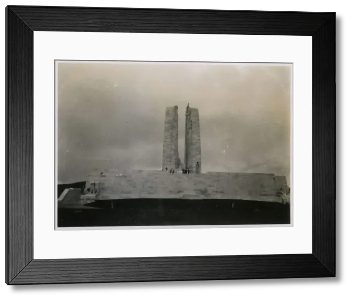 Framed Print : WW1 - The Canadian National Vimy Memorial Framed Print : WW1 - The Canadian National Vimy Memorial
