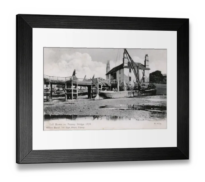 Framed Print : Toll House on Putney Bridge, London Framed Print : Toll House on Putney Bridge, London