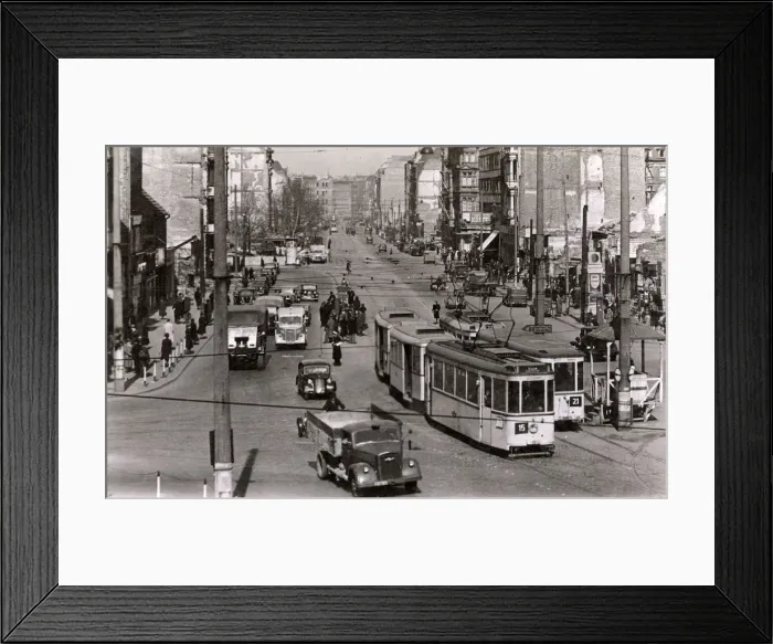 Framed Print : Post-war Berlin - Unter den Linden with traffic and trams Framed Print : Post-war Berlin - Unter den Linden with traffic and trams