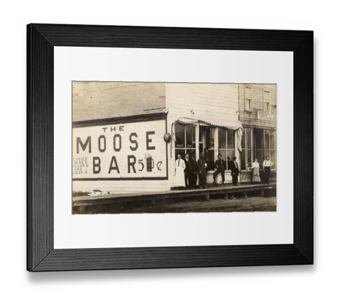 Framed Print : Seaside, Oregon, USA - The Moose Bar Framed Print : Seaside, Oregon, USA - The Moose Bar
