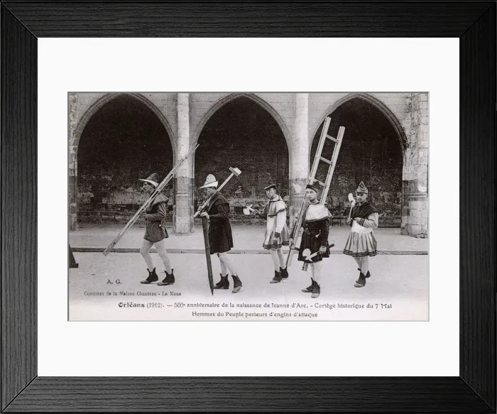 Framed Print : 500th anniversary of the birth of Joan of Arc - Re-enactment Framed Print : 500th anniversary of the birth of Joan of Arc - Re-enactment