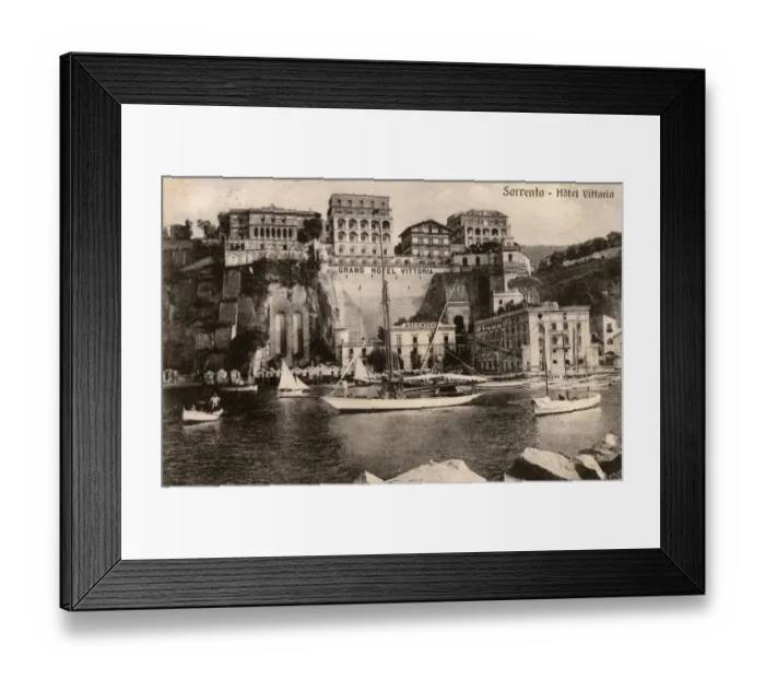 Framed Print : Sorrento, Italy - Hotel Vittoria, with lift up the cliff Framed Print : Sorrento, Italy - Hotel Vittoria, with lift up the cliff