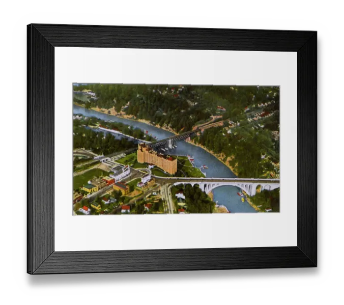 Framed Print : Cleveland, Ohio, USA - Rocky River Valley from an aeroplane Framed Print : Cleveland, Ohio, USA - Rocky River Valley from an aeroplane