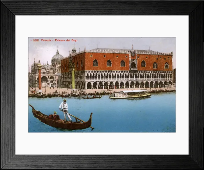 Framed Print : The Doges Palace, Venice, Italy - Gondola in Foreground Framed Print : The Doges Palace, Venice, Italy - Gondola in Foreground