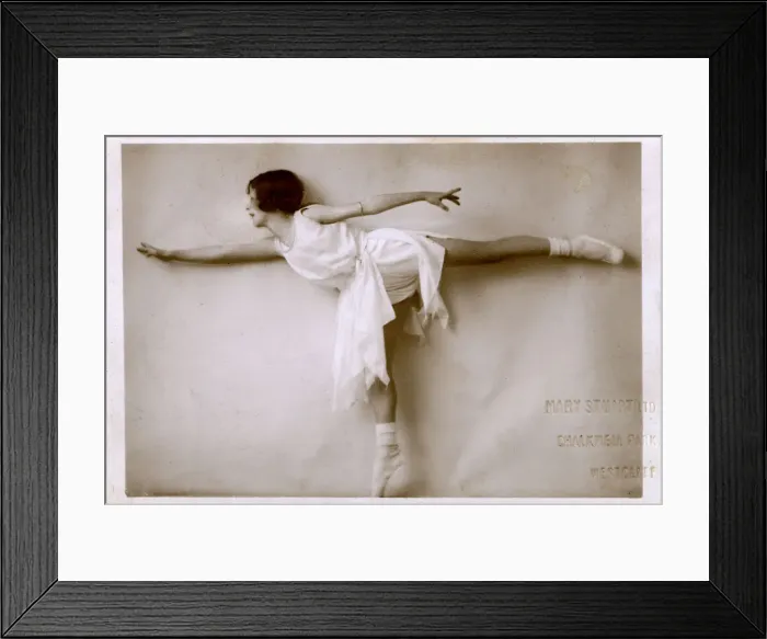 Framed Print : Teenage Ballet Dancer Framed Print : Teenage Ballet Dancer