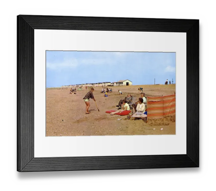 Framed Print : Holiday Beach Scene - Heacham, Norfolk Framed Print : Holiday Beach Scene - Heacham, Norfolk