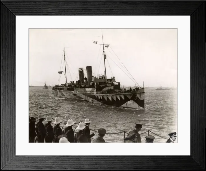 Framed Print : Haig and his victorious commanders arriving at Dover Framed Print : Haig and his victorious commanders arriving at Dover