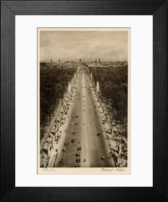 Framed Print : Germany, Berlin - Ost West-Achse Framed Print : Germany, Berlin - Ost West-Achse