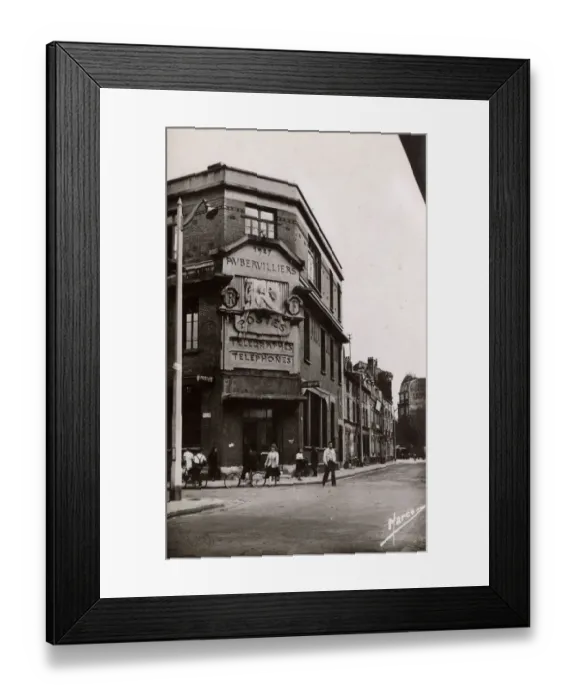 Framed Print : Aubervilliers, France - The Post Office Framed Print : Aubervilliers, France - The Post Office