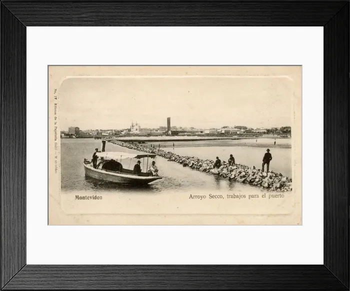 Framed Print : Montevideo, Uruguay - Arroyo Secco - Harbour wall Framed Print : Montevideo, Uruguay - Arroyo Secco - Harbour wall