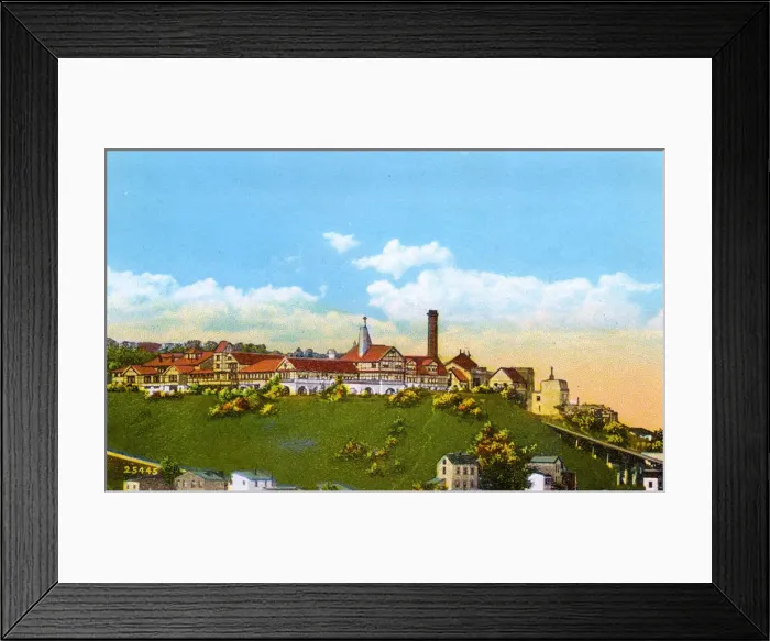 Framed Print : Cincinnati, Ohio, USA - Brookwood Pottery