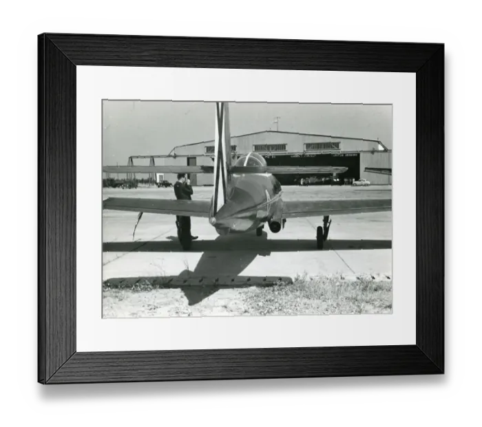 Framed Print : Hispano HA-200R Saeta 1955 Framed Print : Hispano HA-200R Saeta 1955