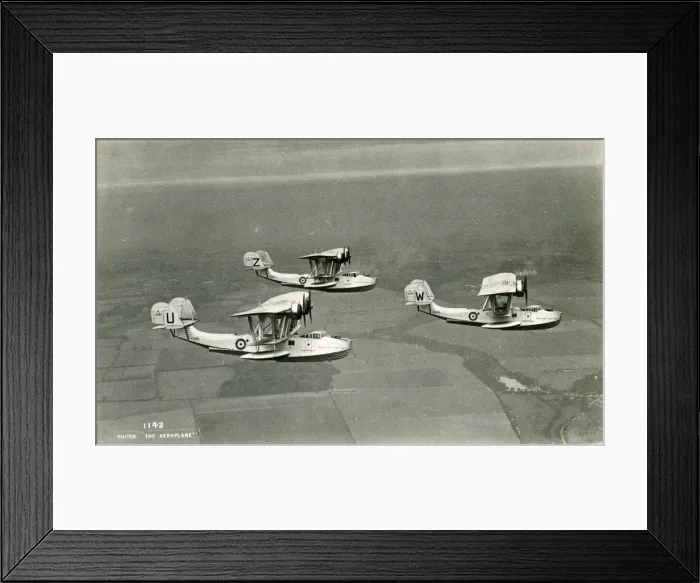 Framed Print : Three Saunders-Roe A27 London IIs, K5259, K5261 and K5262