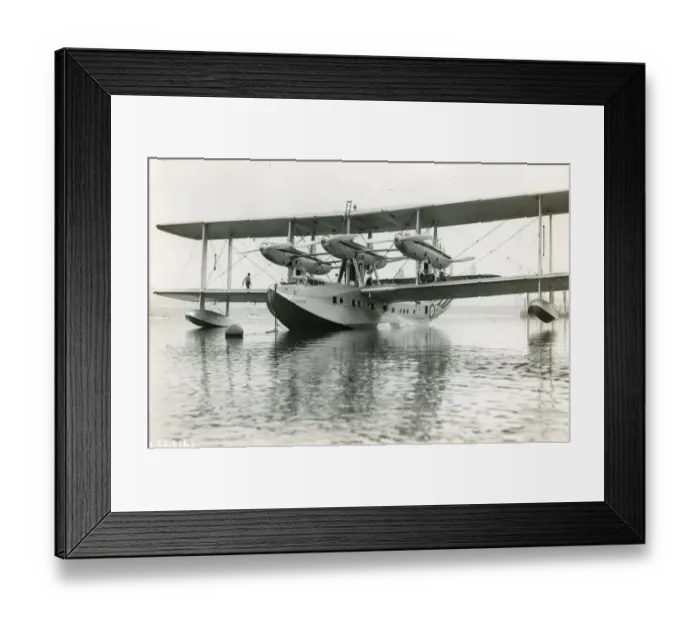 Framed Print : Short S14 Sarafand, S1589 Framed Print : Short S14 Sarafand, S1589