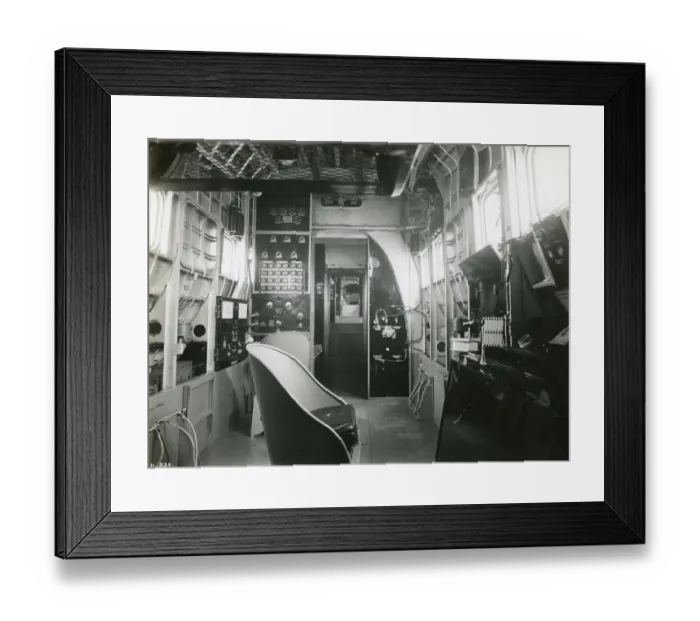 Framed Print : Control room of Short S14 Sarafand, S1589 Framed Print : Control room of Short S14 Sarafand, S1589