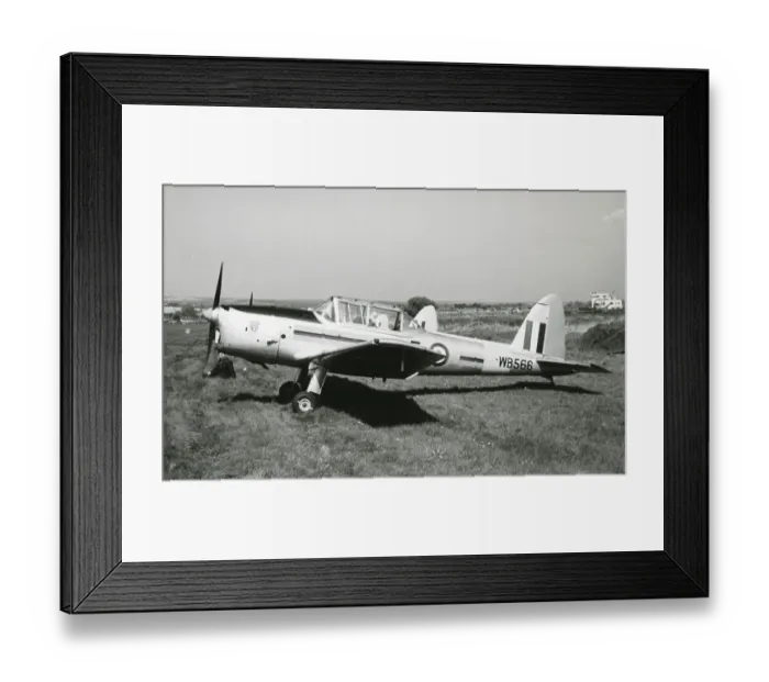 Framed Print : de Havilland Canada DHC1 ChipmunkTMk10, WB566, for the RAF Framed Print : de Havilland Canada DHC1 ChipmunkTMk10, WB566, for the RAF