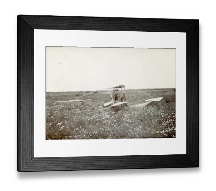 Framed Print : Major Baden-Powell in his ?Quadruplane? of 1909 at Dagenham Framed Print : Major Baden-Powell in his ?Quadruplane? of 1909 at Dagenham