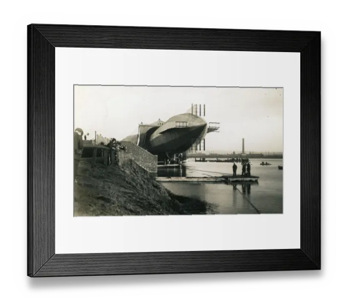 Framed Print : HMA No1 Mayfly leaving floating shed at the Cavendish Dock Framed Print : HMA No1 Mayfly leaving floating shed at the Cavendish Dock