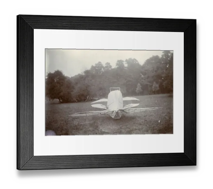 Framed Print : An early mockup of a Baden-Powell ?Quadruplane? c. 1908 Framed Print : An early mockup of a Baden-Powell ?Quadruplane? c. 1908