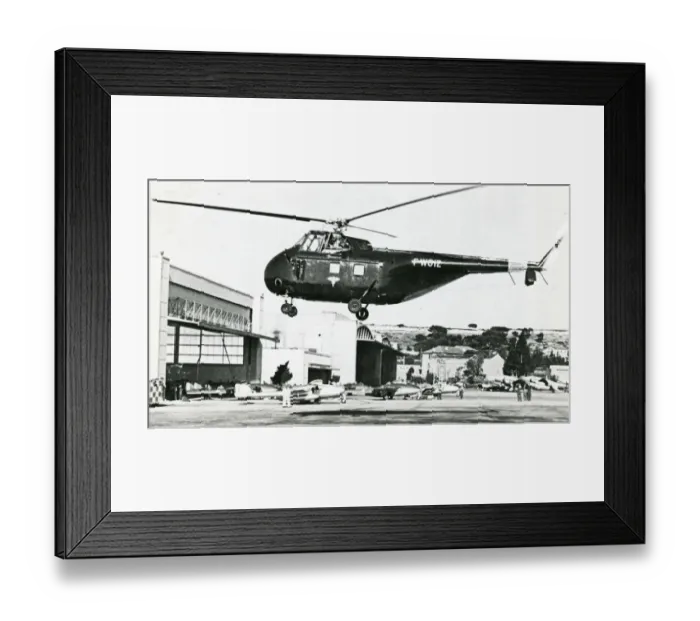 Framed Print : Sikorsky S-55, F-WGIZ Framed Print : Sikorsky S-55, F-WGIZ