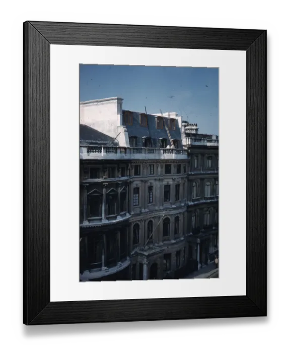 Framed Print : No. 4 Hamilton Place - new fifth floor c. 1960 Framed Print : No. 4 Hamilton Place - new fifth floor c. 1960