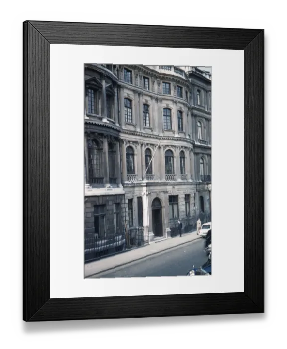 Framed Print : No. 4 Hamilton Place - new fifth floor c. 1960 Framed Print : No. 4 Hamilton Place - new fifth floor c. 1960