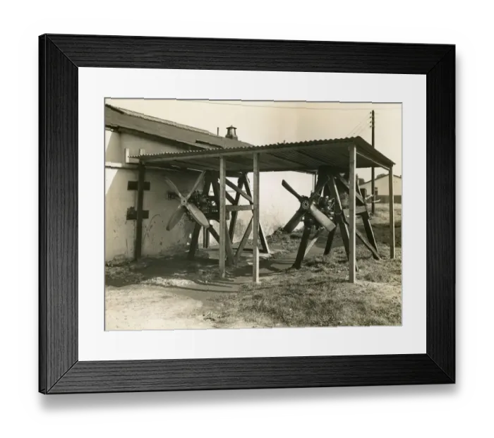 Framed Print : Running for newly-erected engines at Pobjoy Airmotors Ltd Framed Print : Running for newly-erected engines at Pobjoy Airmotors Ltd